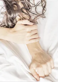 凌晨两点半的宅著作《喜欢被强到高潮呀(快穿H)》小说全文阅读